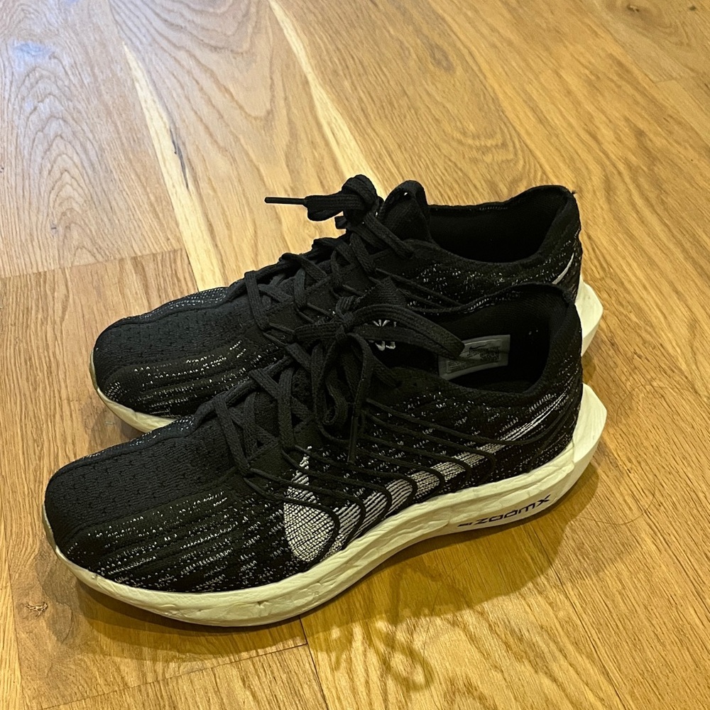 Nike Pegasus running shoes 8.5